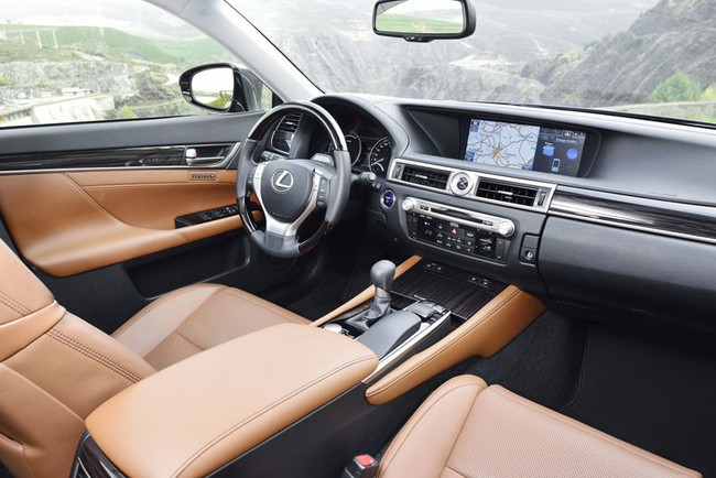 Lexus GS 300h 2014: Siêu tiết kiệm xăng 13
