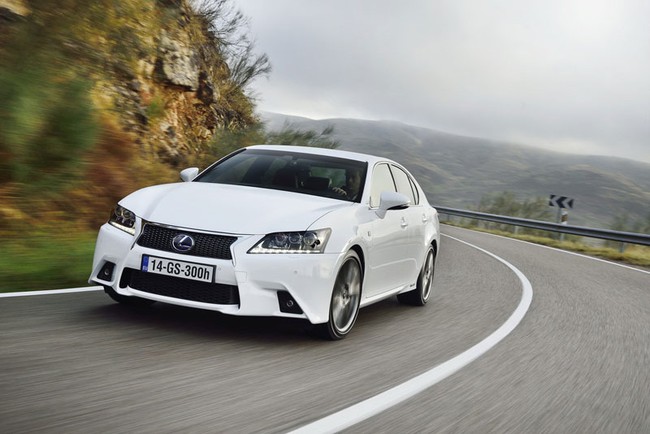 Lexus GS 300h 2014: Siêu tiết kiệm xăng 26