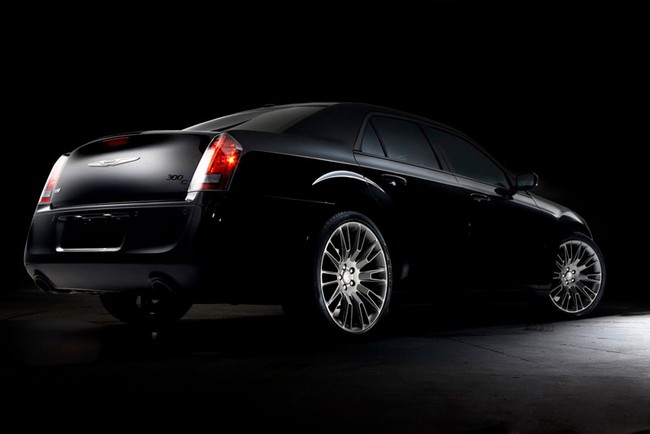 Chrysler 300C phiên bản đặc biệt tái xuất 3