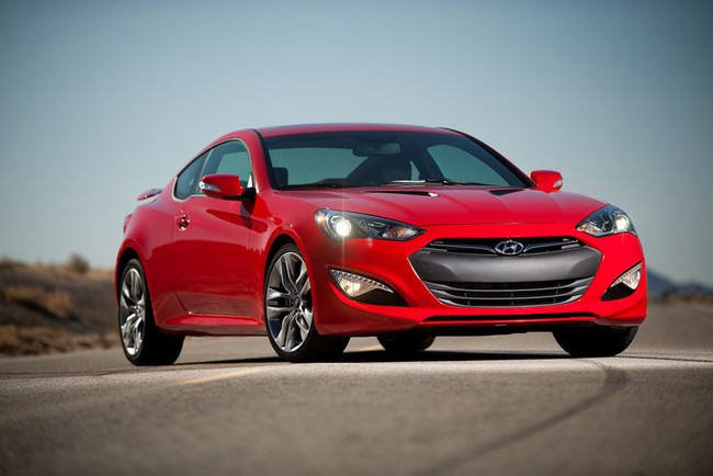 Hyundai Genesis Coupe 2014: Thay đổi công nghệ và trang thiết bị 7