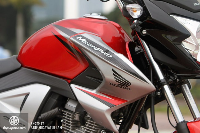Honda Megapro FI: Đã rẻ còn ít hao xăng 14