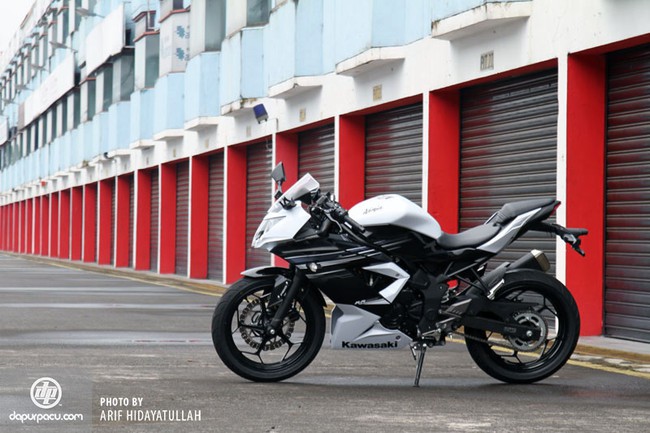 Kawasaki ra mắt Ninja 250cc mới cho châu Á 1
