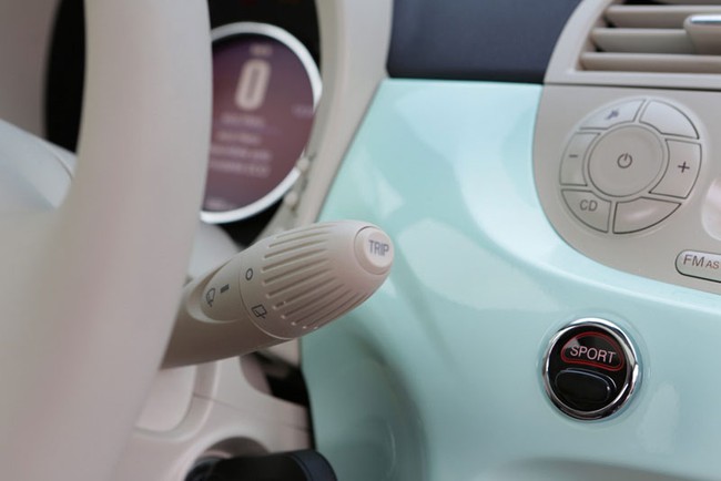 Fiat 500 2014: Động cơ và bản trang bị mới 12