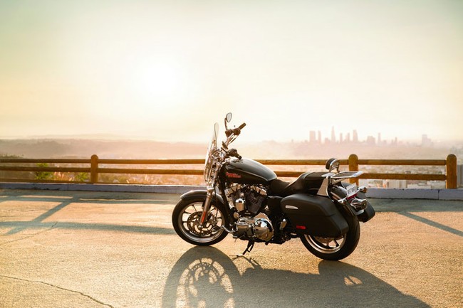Harley-Davidson SuperLow 1200T 2014: Cho người thấp bé 5