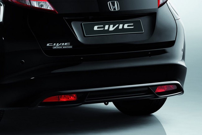 Honda giới thiệu Civic phiên bản mới 12