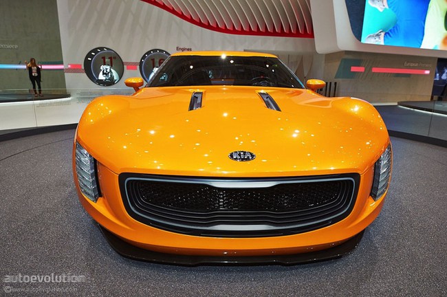 Kia GT4 Stinger - Đối thủ tương lai của Scion FR-S 2