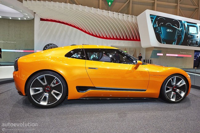 Kia GT4 Stinger - Đối thủ tương lai của Scion FR-S 3