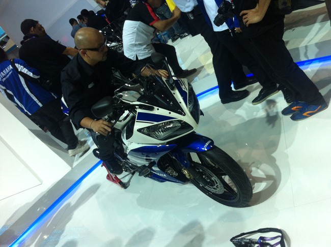 Yamaha YZF-R15 2.0 2014 sẽ được phân phối tại Việt Nam 6