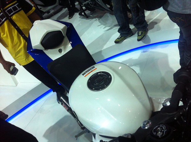 Yamaha YZF-R15 2.0 2014 sẽ được phân phối tại Việt Nam 15
