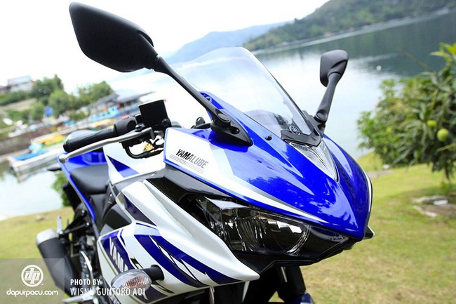Cận cảnh Yamaha R25 phiên bản sản xuất mang dáng dấp siêu môtô 19