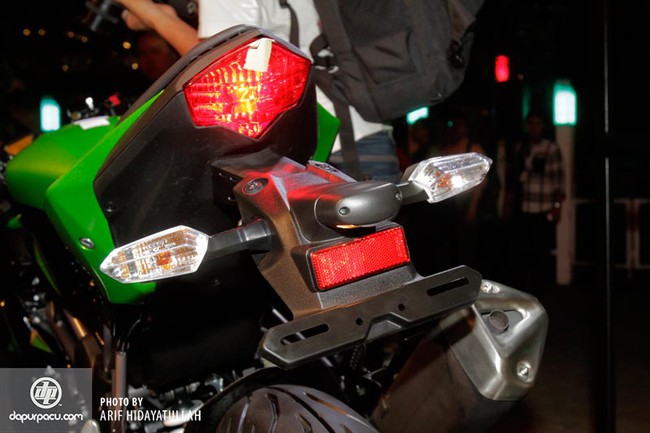 Kawasaki Z250SL - Xe naked bike giá rẻ mới cho Đông Nam Á 15