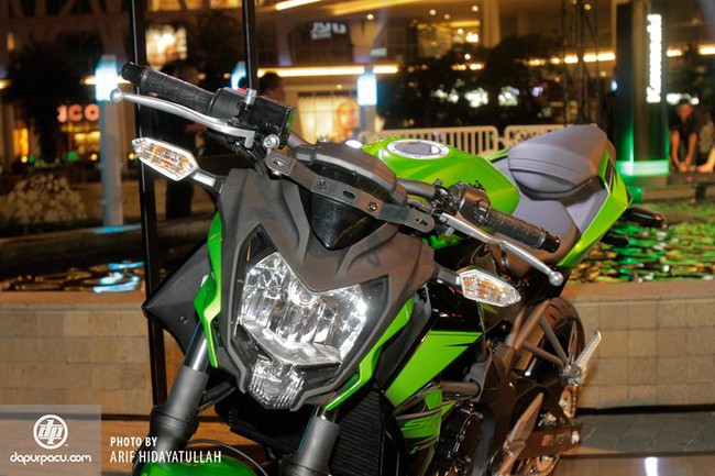Kawasaki Z250SL - Xe naked bike giá rẻ mới cho Đông Nam Á