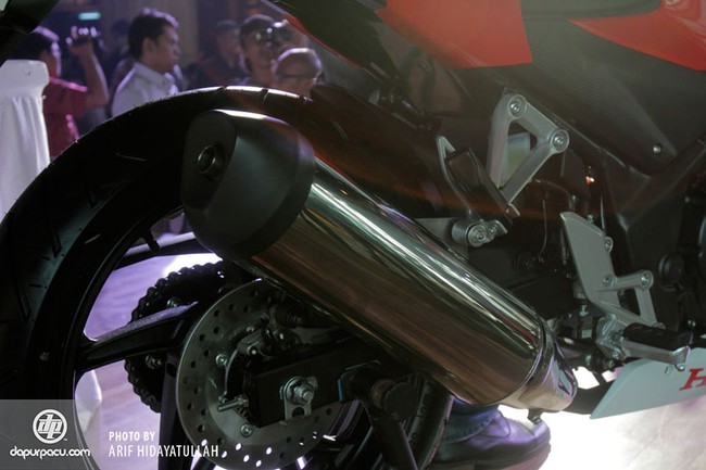 Honda CBR250R 2014 đèn pha đôi chính thức đến Đông Nam Á 4
