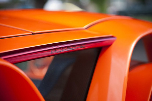 Siêu xe "nguy hiểm" Porsche Carrera GT sơn màu Lamborghini có giá "chát" 7