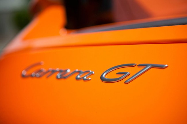Siêu xe "nguy hiểm" Porsche Carrera GT sơn màu Lamborghini có giá "chát" 6