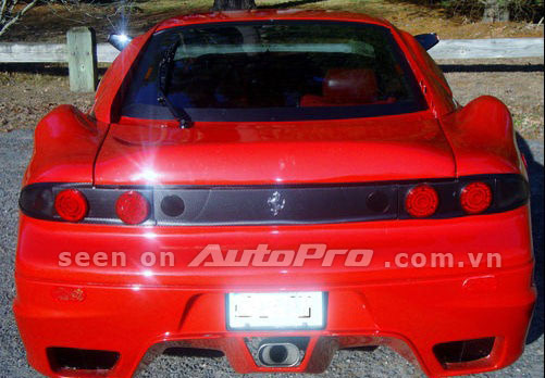 Lại thêm Mitsubishi 3000GT "nhái" Ferrari 2