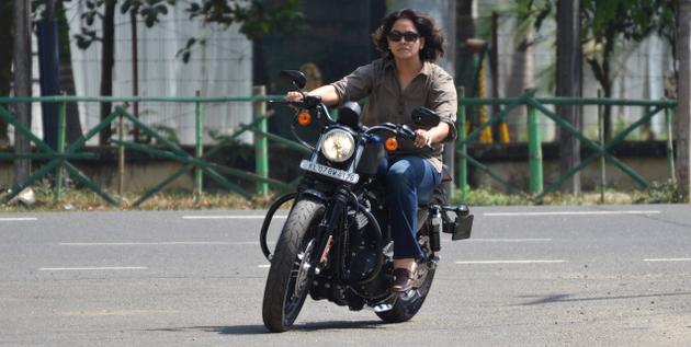 Người phụ nữ Ấn Độ đầu tiên sở hữu xe Harley-Davidson 1