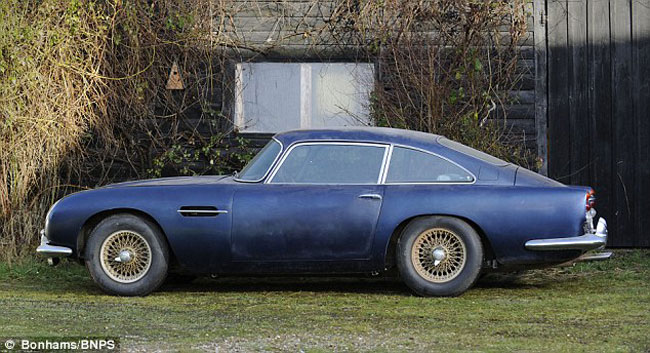 Vứt xó 32 năm, Aston Martin DB5 vẫn có giá cao 3