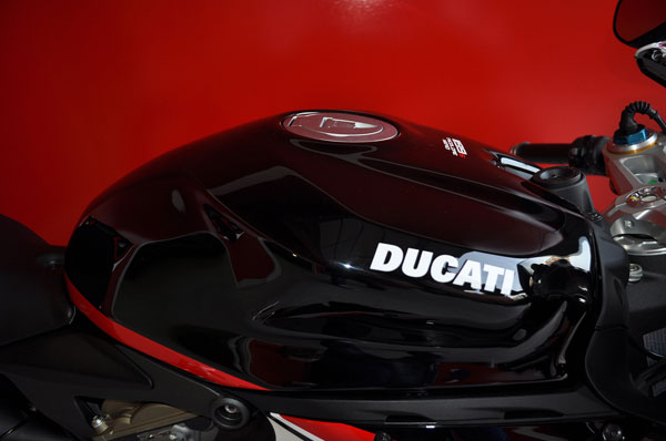 Ducati 1199 Panigale có màu sơn mới độc đáo 6
