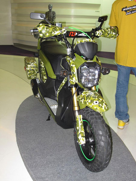 1.001 kiểu độ Honda Zoomer-X 2013 1