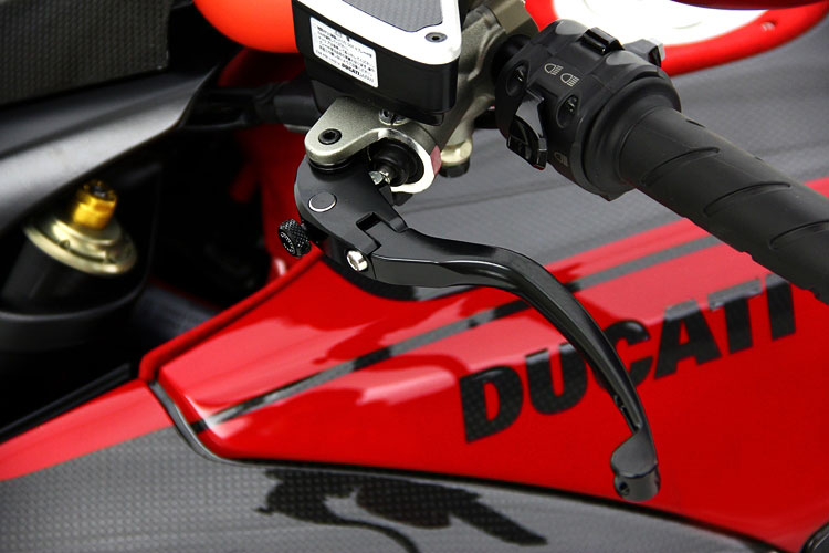Giật mình với giá của Ducati Diavel độ 7
