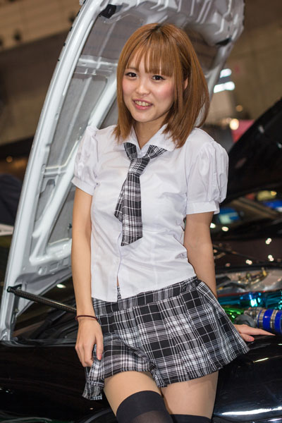 Nhan sắc Nhật Bản trong Tokyo Auto Salon 2013 12