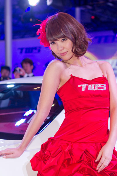 Nhan sắc Nhật Bản trong Tokyo Auto Salon 2013 16