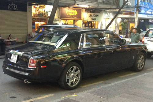 "Bóng ma" Rolls-Royce Phantom liên tục về Việt Nam 1