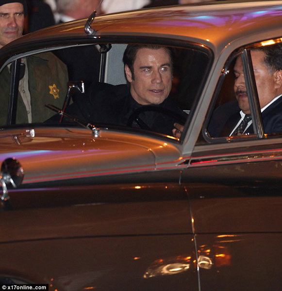 Tài tử John Travolta "chơi trội" với Rolls-Royce hiếm 1