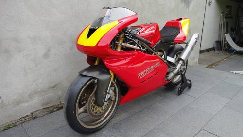 Hàng hiếm Ducati Supermono có giá 150.000 Đô la Mỹ 3
