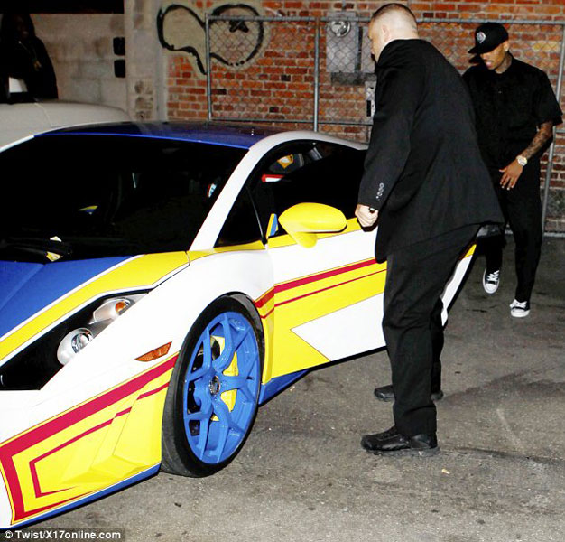 Bồ cũ Rihanna độ siêu xe Lamborghini siêu lòe loẹt 5