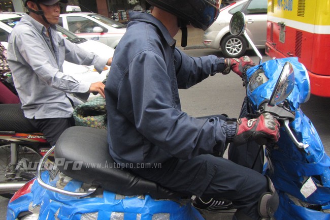 Mẫu xe thử nghiệm bí ẩn của Piaggio không phải là Vespa LT125 mới 4