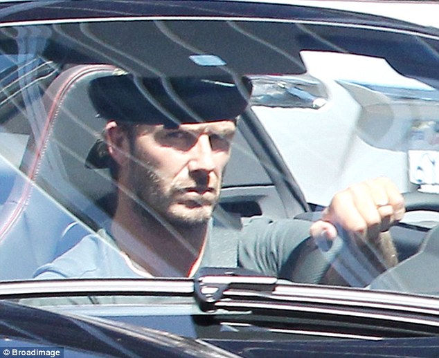 David Beckham tậu thêm siêu xe mui trần mới 1