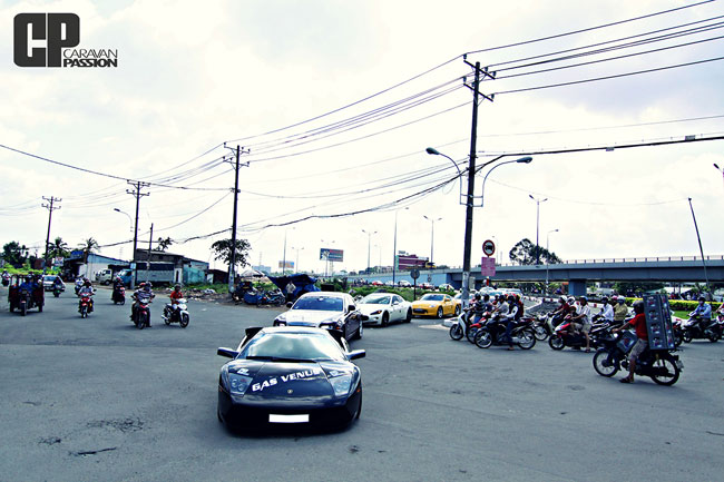 Hành trình siêu xe Việt Nam 2013 lên báo nước ngoài 3
