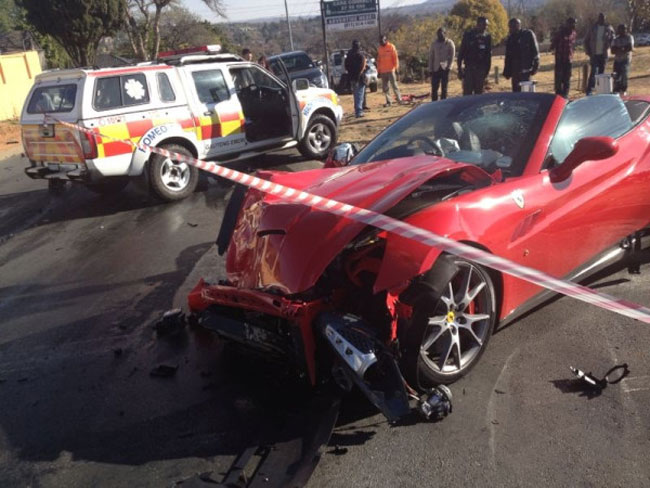 Nam Phi: Liên tục xảy ra tai nạn nghiêm trọng 1