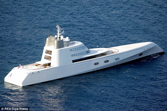 Hãng Dulux bị kiện vì "sơn ẩu" du thuyền 324,5 triệu USD 3