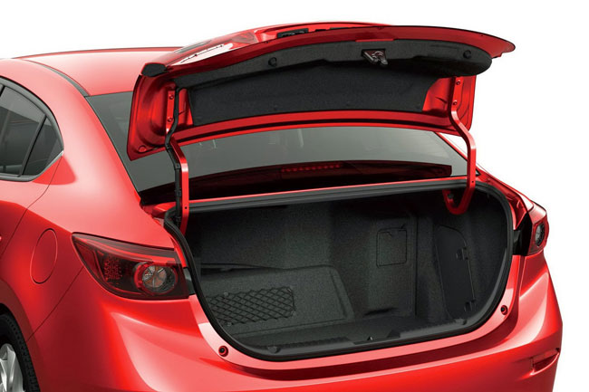 Mazda3 siêu tiết kiệm xăng: Chỉ 3,2 lít/100 km 4