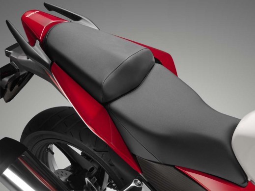 EICMA 2013: "Tiểu Honda CBR1000RR" lộ diện đầy đủ 11