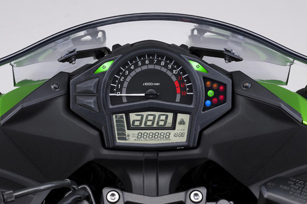 Kawasaki Ninja 400 2014: Nhỏ gọn và dễ lái hơn 4