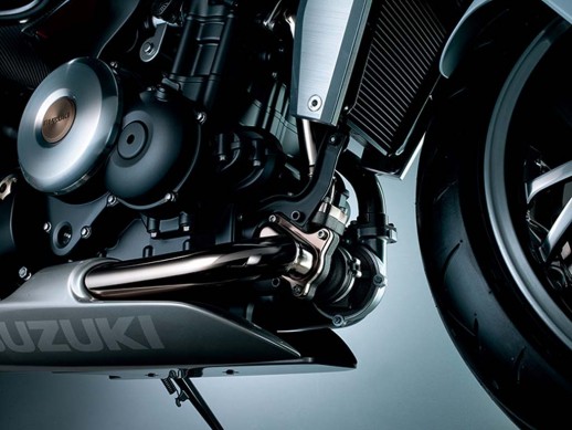 Thông tin hấp dẫn về cặp môtô Suzuki Recursion và Extrigger mới 16