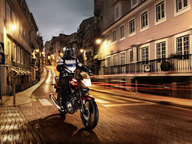 Yamaha giới thiệu xe côn tay YBR125 2014 1