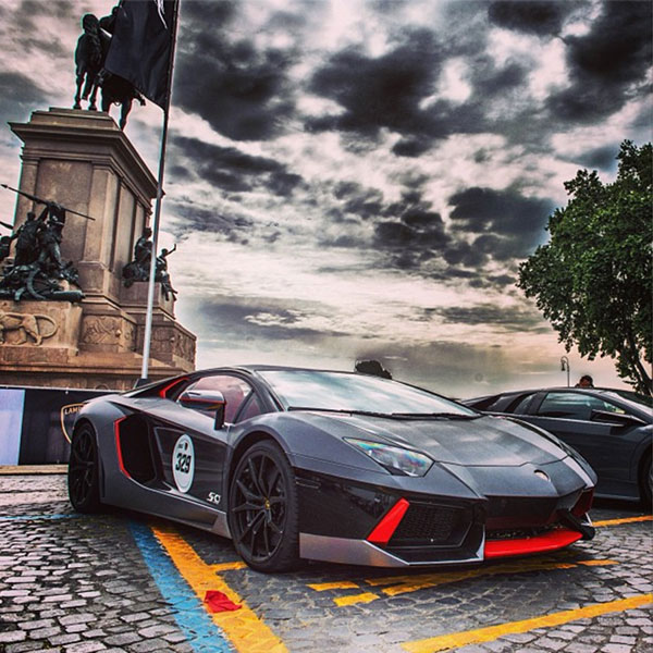 Bộ sưu tập toàn siêu xe Lamborghini "khủng" của một doanh nhân 19