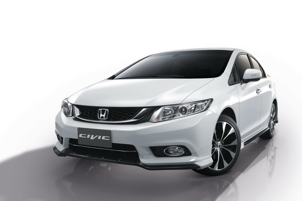 Honda giới thiệu Civic phiên bản mới thể thao hơn 1