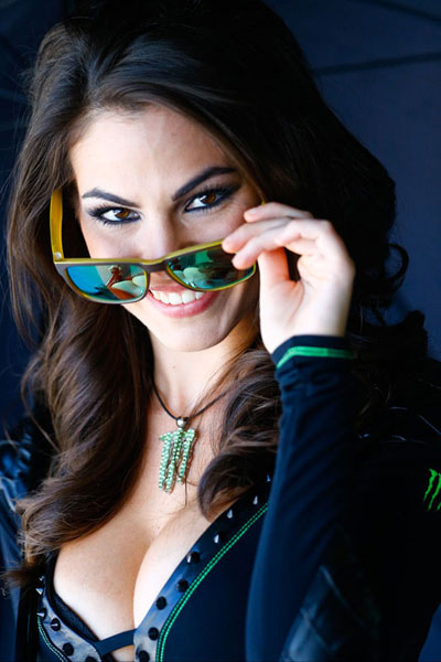 "Hot girl" tràn ngập đường đua MotoGP xứ bò tót 17