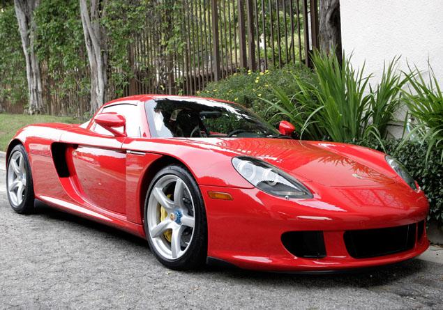 Hãng Porsche bị kiện vì vụ tai nạn thảm khốc của Paul Walker 2