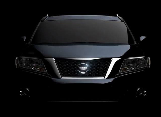 Hình ảnh úp mở của Nissan Navara 2015 1