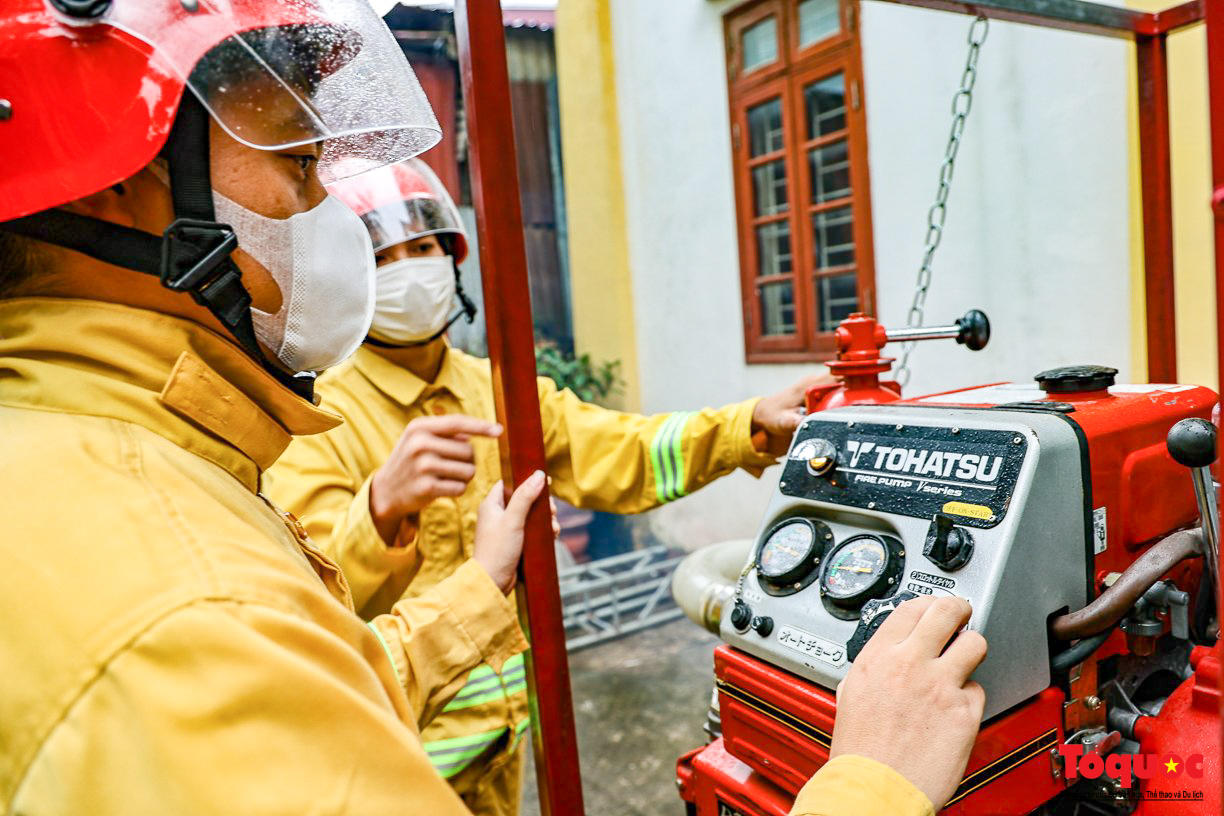 Hà Nội: Mô hình xe ba gác phòng cháy chữa cháy len lỏi ngõ nhỏ dập tắt 'bà hỏa' ở làng nghề - Ảnh 6.