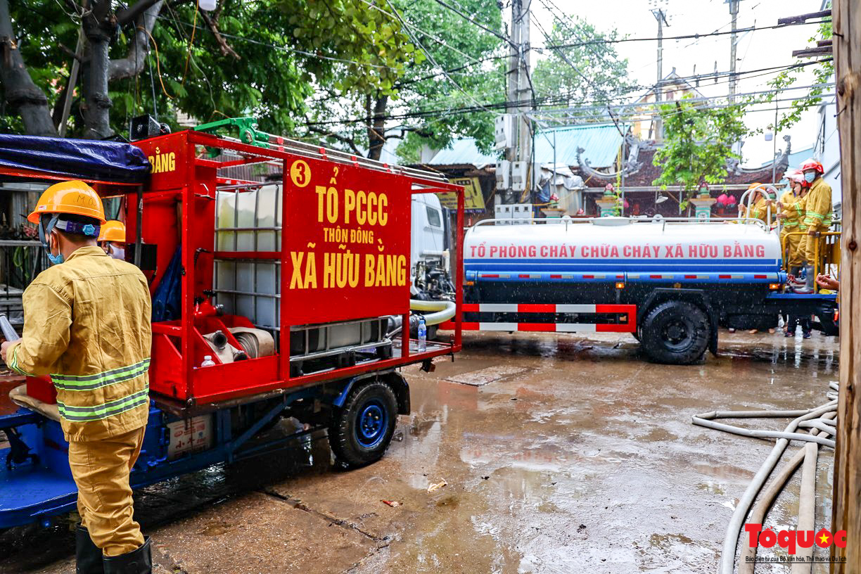 Hà Nội: Mô hình xe ba gác phòng cháy chữa cháy len lỏi ngõ nhỏ dập tắt 'bà hỏa' ở làng nghề - Ảnh 18.