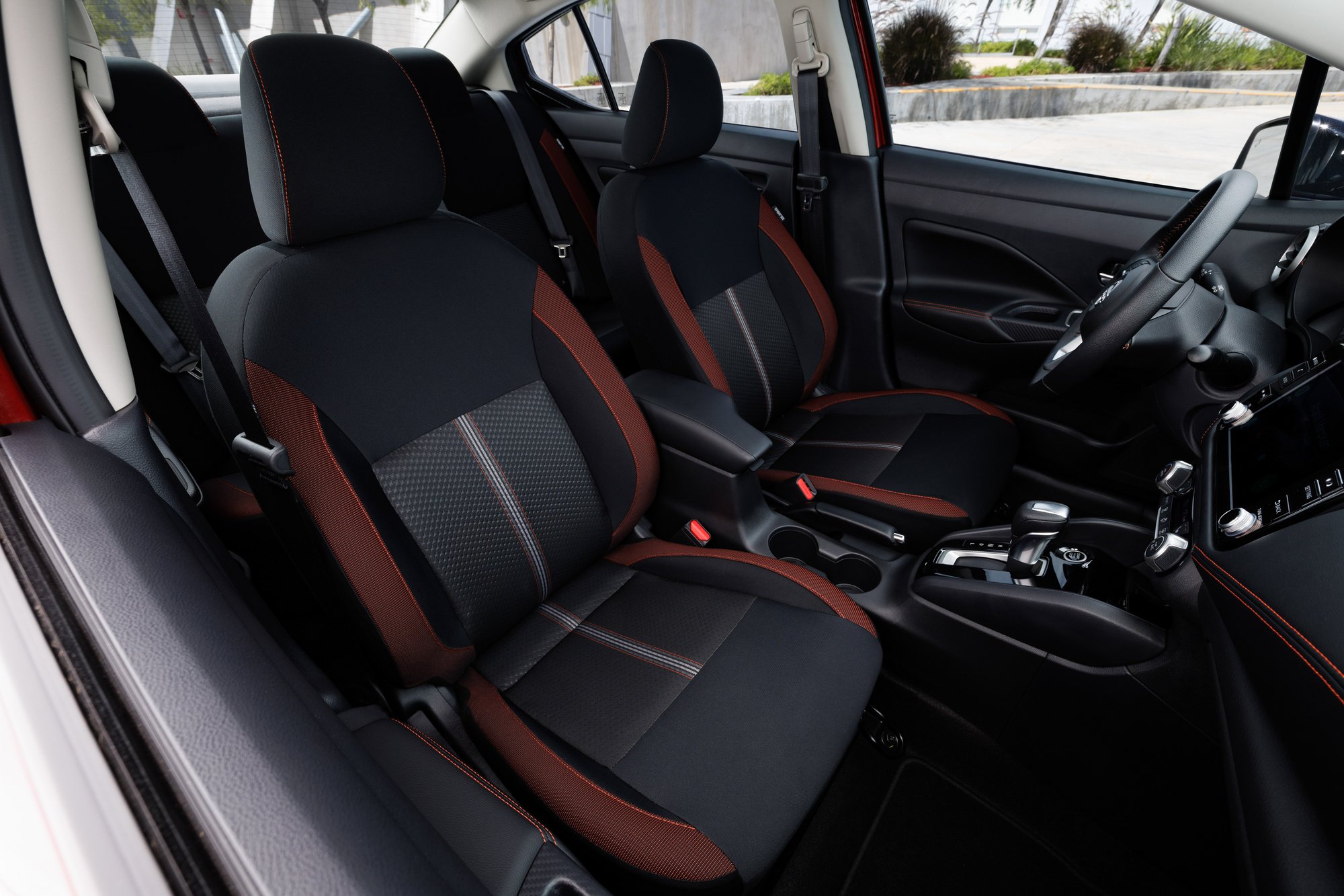 Nissan Almera 2023 ra mắt: Thiết kế mới trong bộ khung cũ - Ảnh 10.