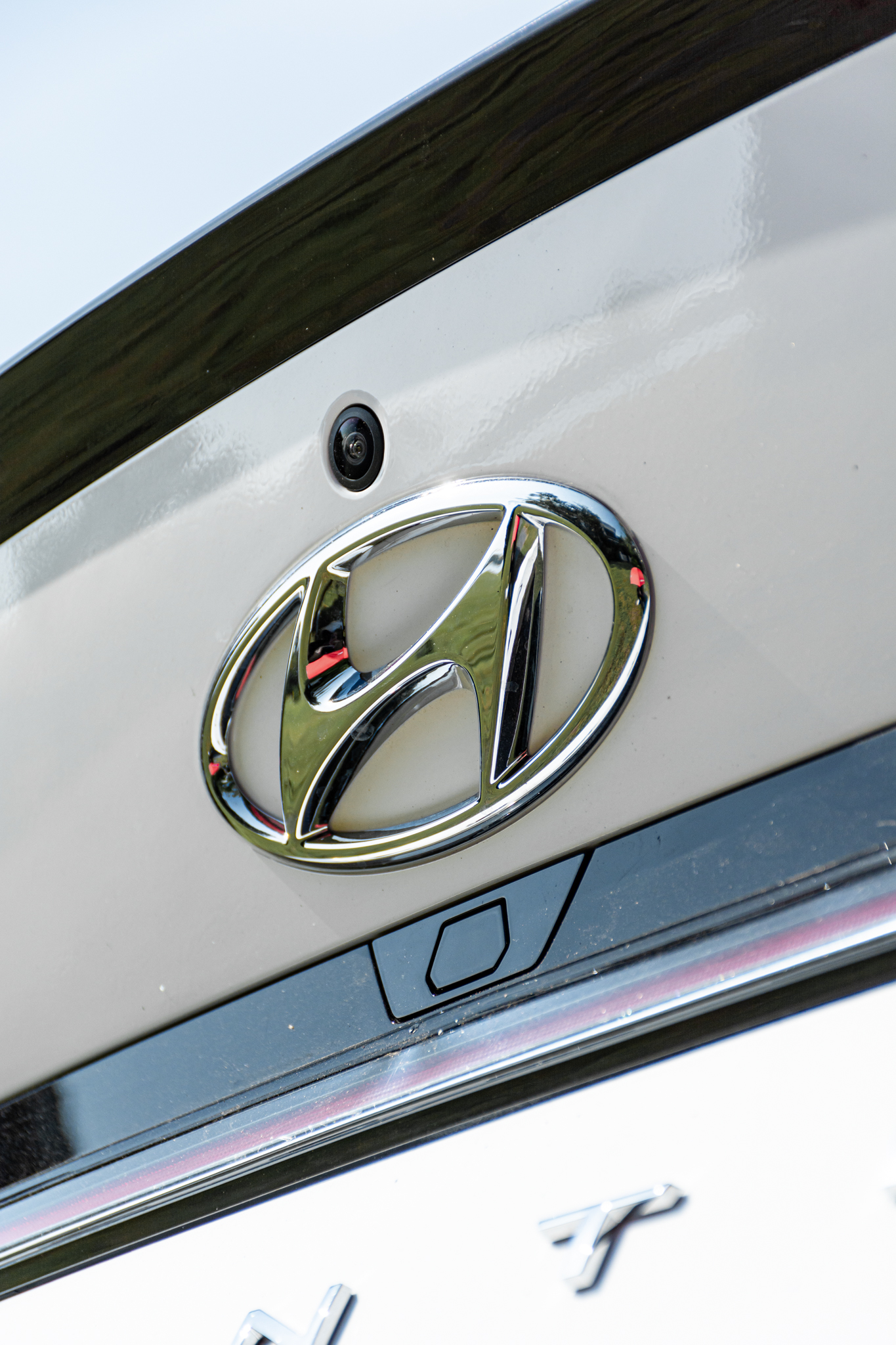 Đánh giá Hyundai Elantra N Line: Xe thể thao giá 799 triệu, mạnh và cảm xúc hơn Civic RS, còn điểm yếu công nghệ - Ảnh 9.
